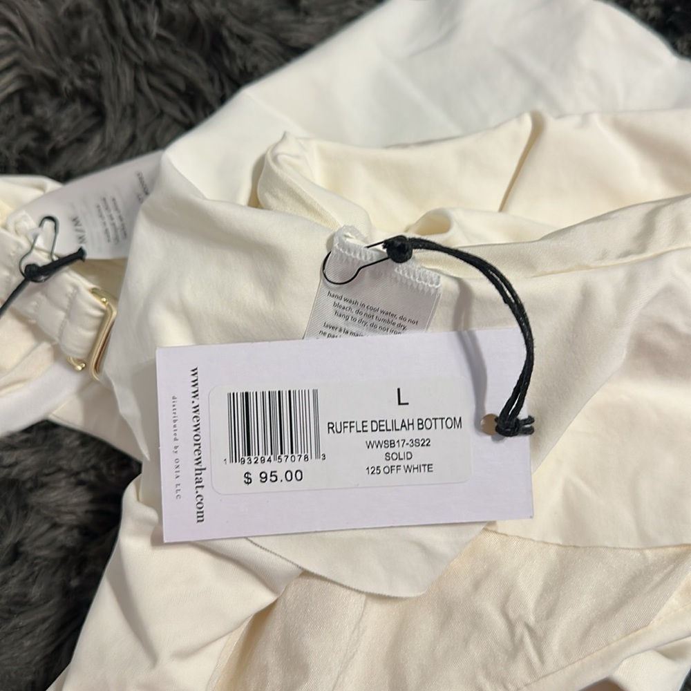 WeWoreWhat Ruffle Bikini Set - Picture 11 of 11
